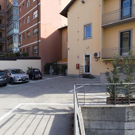 Albergo Residenza Al Teatro ウーディネ エクステリア 写真