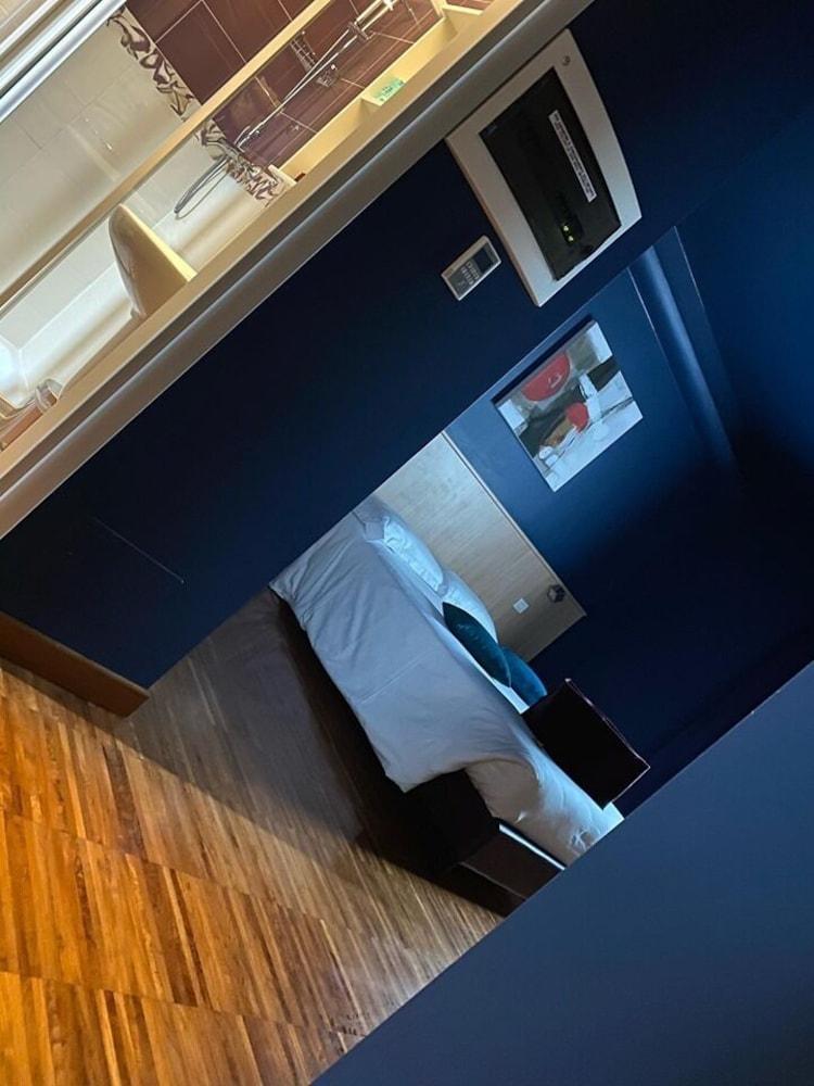 Albergo Residenza Al Teatro ウーディネ エクステリア 写真